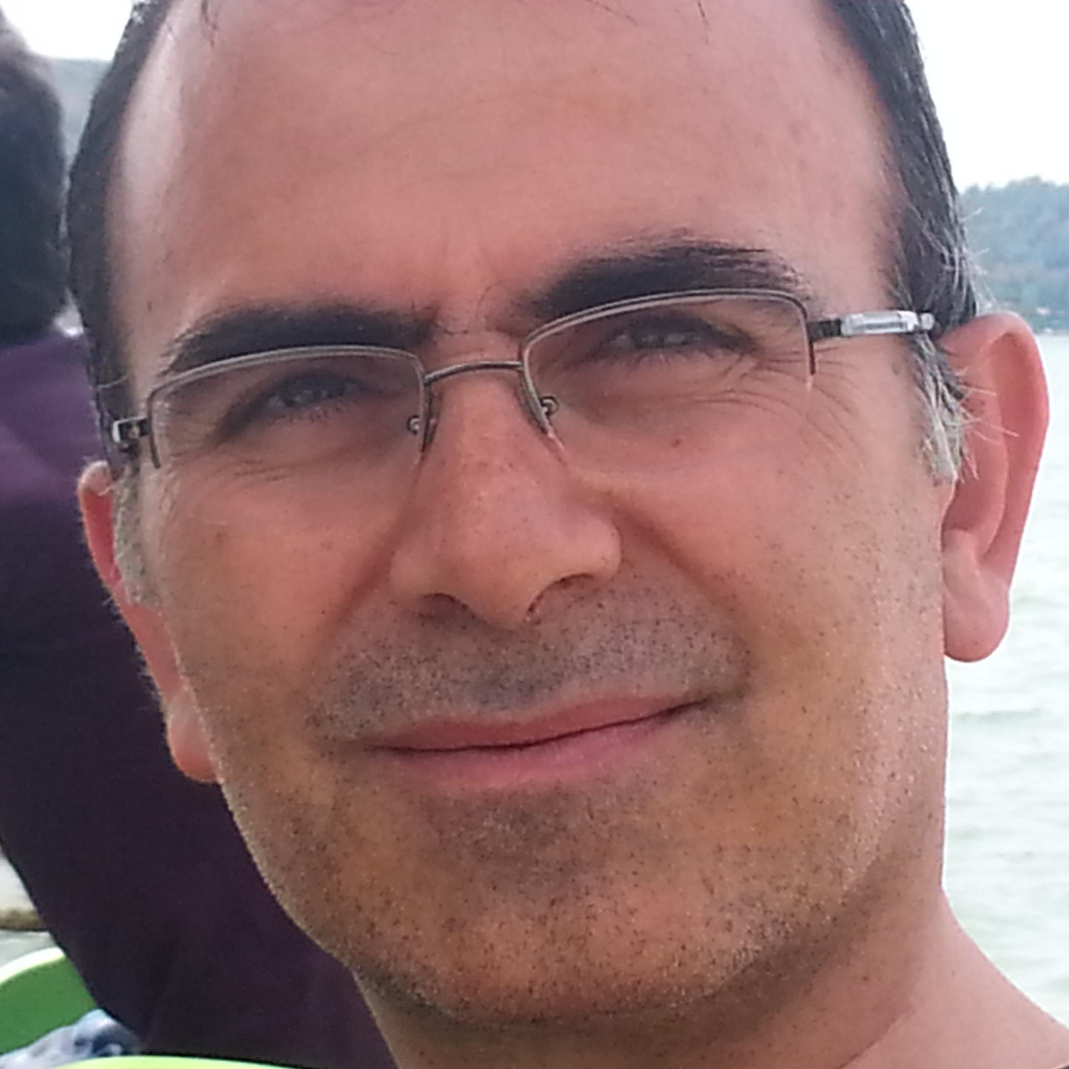 Prof. Dr. Levent Başayiğit
