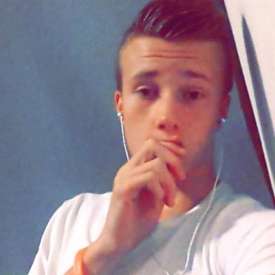 dylantoch_'s profile picture. 