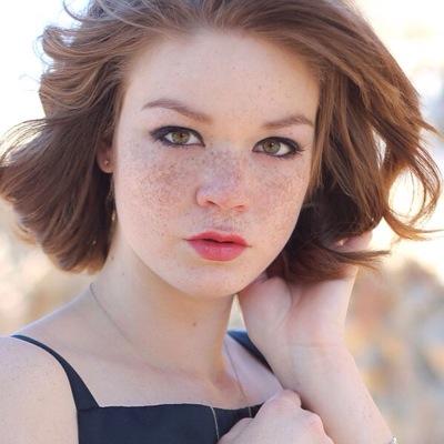 midswift's profile picture. || Morton pride! || Figure skating ♡ ♚Normal people scare me♚ ❥Keith is kewl❥