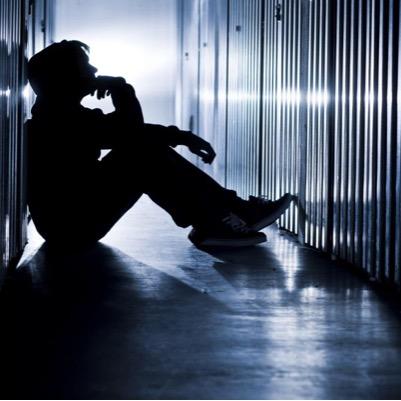 Official Twitter of the Depressed College Student Blog. An anonymous blog about Depression and Mental Illness http://t.co/chUizBBSMk