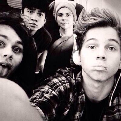 Here to help get sunshine follows☀️ turn on notifs maybe??⛄️
