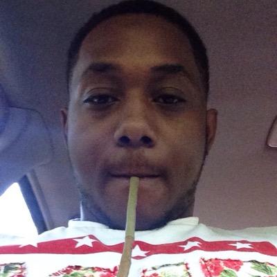 kushmeup_'s profile picture. IG:@kushmeup_