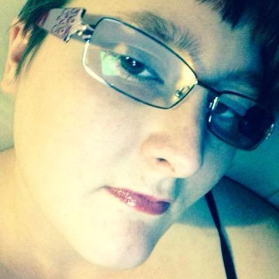 Pet989's profile picture. 