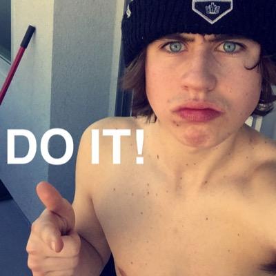 Since you received a free follow, follow @cintyagomez67 for Dms to 5/12 & others :)