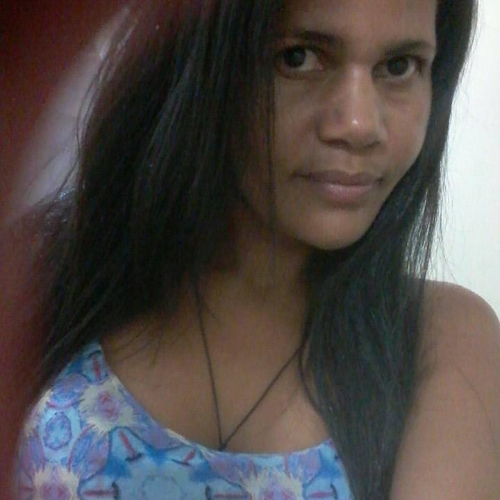 As pessoas te julgam, como se fossem perfeitas. ✌