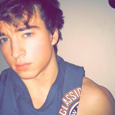 I don't use this, follow @peytonsavedme