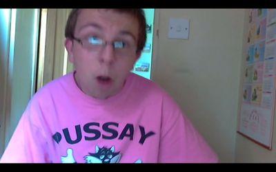 | @Sscan99 follows | BIGGEST FANS OF SAM SADLER | Keeping it #baaaah | Walking Dead Fans just like Sam |