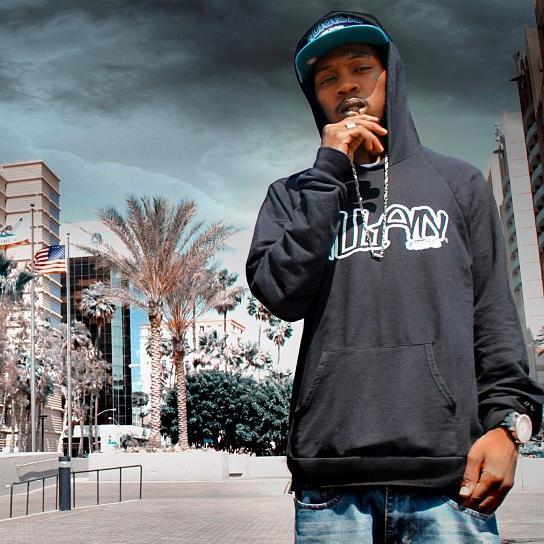 This is @Mic3rd aka Threezy Fan page #ThreezyGang