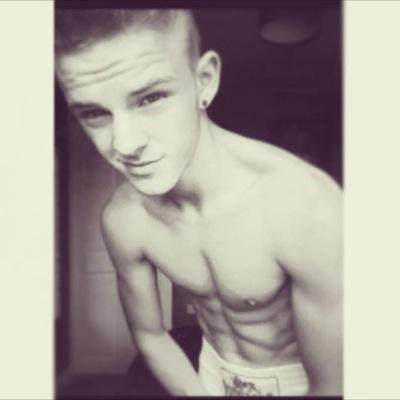 snapchat: tom_belk98 follow me on instergram: tom__belk, boxing life