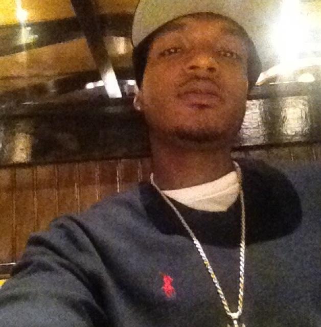 B.O.A.T.S.
          R.I.P. Aunt Cynt
        R.I.P. Dad
        IG:@_FloorSeats