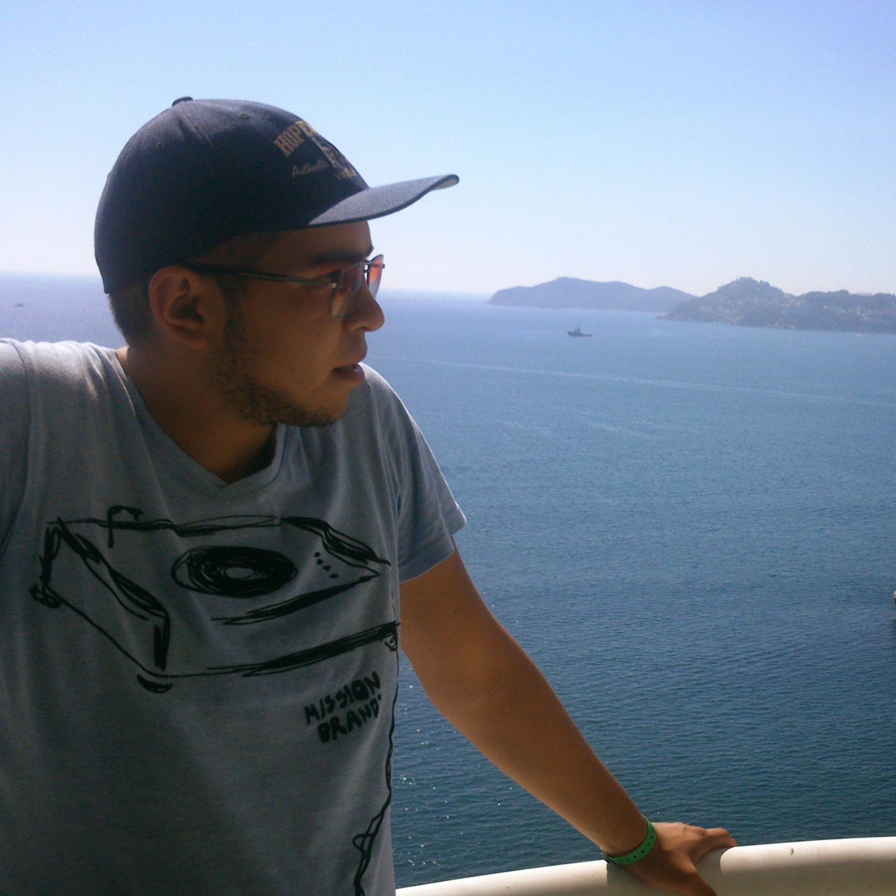 zuniga_edd's profile picture. Comunicólogo | Nadador | Community manager