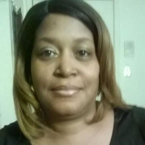 yvonnee46207666's profile picture. attending devry university in 7/2015