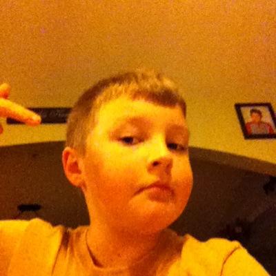 henryharsy's profile picture. 