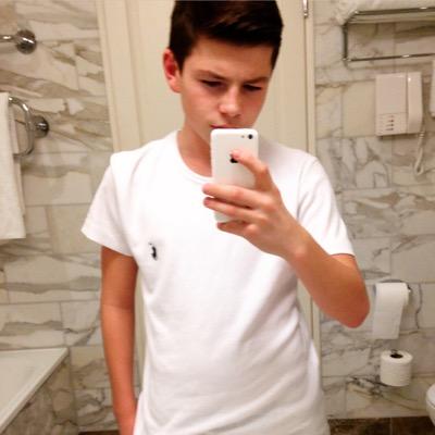 sc-lewispowell1234 -instagram-lewpowx