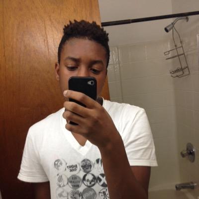 obeyy_xx's profile picture. IG: @its.xawilson 
Delaware is where I'm raised, Hawaii is where I stay.