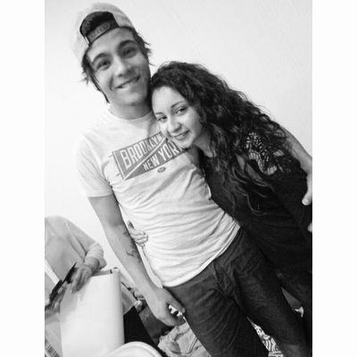 08/octubre/2014 Me siguió. 18/octubre/2014 lo conocí. Sebastián Villalobos❤