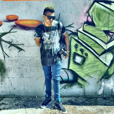 Cantante barranquillero de genero urbano electro latino un nuevo ritmo al son de mezclas de mambo electro reggeton dance contrataciones cel :3006351185