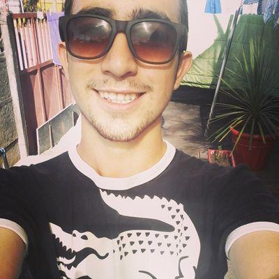 Ricardo me llamo me gustan las matematicas y el teatro