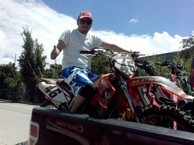 toskito83's profile picture. 