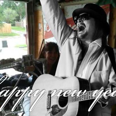 kkandmoss's profile picture. 