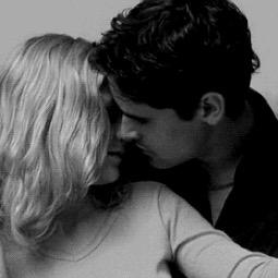 FOLLOW @gifsofcouples !!!!! NOT THIS ACCOUNT