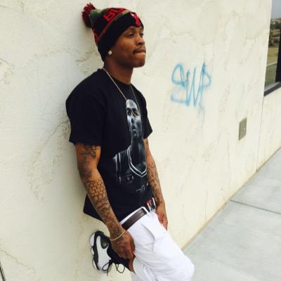 motivated Dream chaser ..follow,retweet,and share yo favorites..