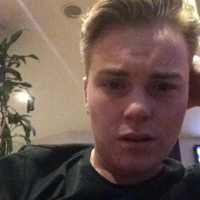 JTEssexFitness's profile picture. Lose Weight, Trim Fat, Tone, Build Muscle, Look Good & Feel Good Contact JTEssexHerbalife@live.com I Sell #Herbalife & create #Diet Plans for you 7C29CCC9 IFB.