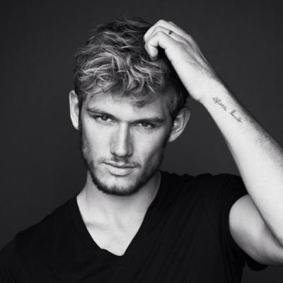 itsChrisBE's profile picture. Mender | 21 4th yr |