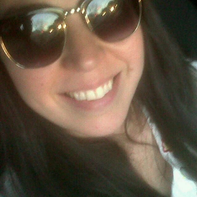 Actriz. Productora.
Conductora de Radio y TV.