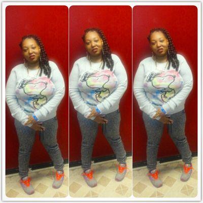 she has imperfections & admits them ; she isnt loose with the word real ; she is successful and nvr aims for failure #FollowHer♥ツ☆.