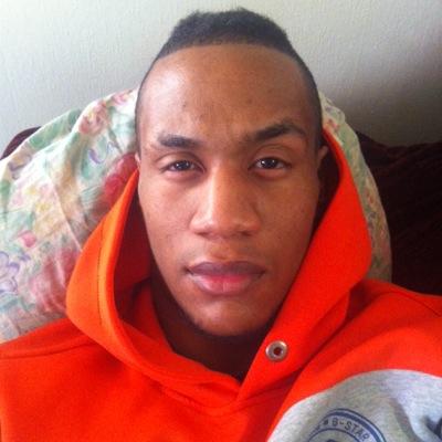 vie comme jamais ! profite un max ! avance avec ceux qui t'aime depuis le berceau je marche avec les memes boys ! rien demander tout est clair ! no new friends