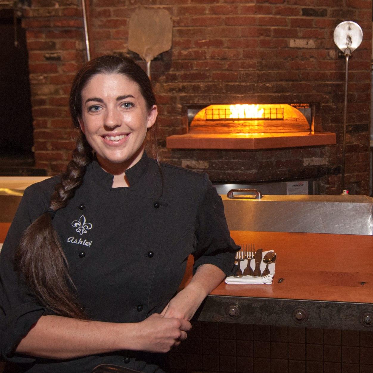 kitchenfx's profile picture. Head Chef, bad ass, kitchen fox.