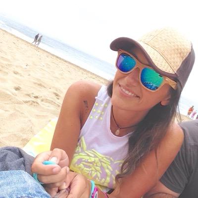 Niña, publicista, libre, feliz y amante de todo lo aww.