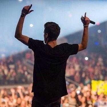 bountifulbieber's profile picture. if i can see you so can your fave ;)