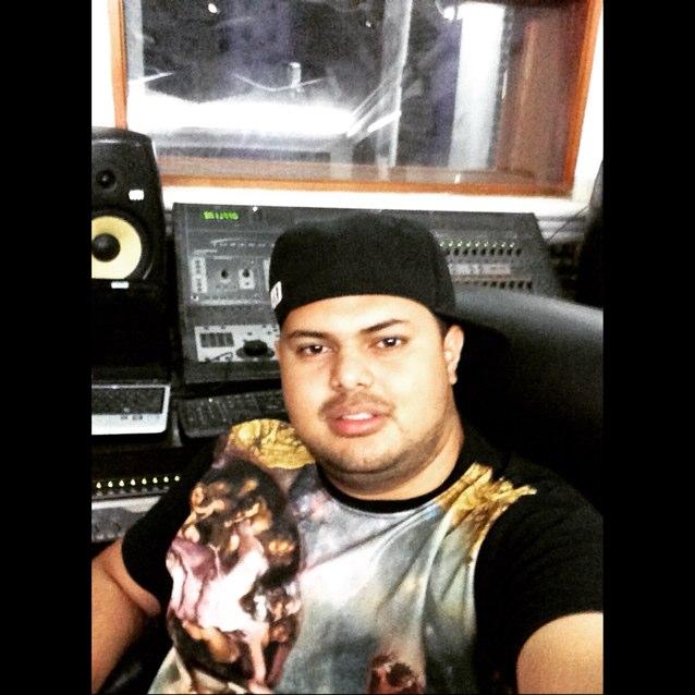 Productor musical,Manager y Promotor de artista.BOOKING de artistas Leo Fenix, Twister el Rey, Kevin Florez ,Eddy jey, Mr Black, Young F, Prix 06,Zaider