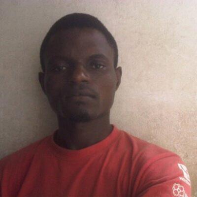 akmericbarim876's profile picture. 