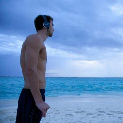 metesahinhan327's profile picture. 