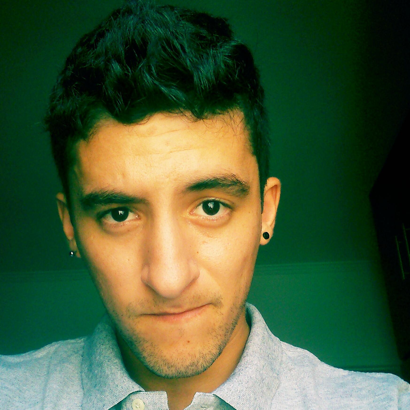 FernandoReis_'s profile picture. designer, programador, e palhaço na medida do possível.