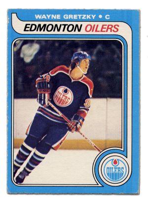 Daily Info and Pictures on the newest and oldest hockey cards around.