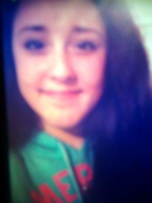 *9-5-14* Alexzandrea✌ 5' foot tall is not an understatement.