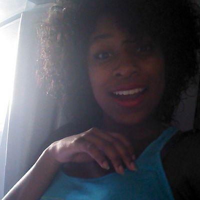 - Escrevo umas porcaria ae !