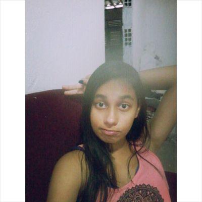 - Não existe distância no meu novo Mundo ♪ ♪