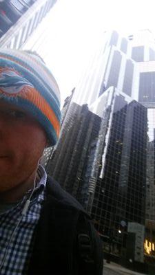 Husband, Boy Dad, Dog Dad. Golf Guy
Chicagoland native. Season ticket holder for the Miami Dolphins. 
#FinsUp