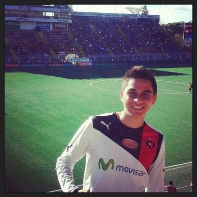 josuech28's profile picture. UNA