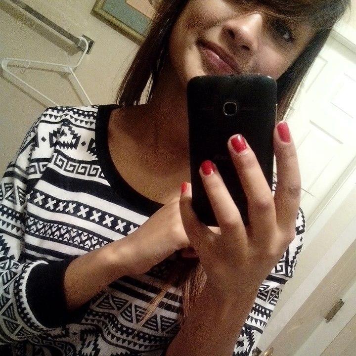 1OO813's profile picture. Follow me niggas ♥