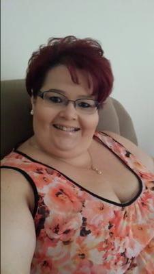 I am the Pink Queen, love to live life not merely exist, friends & family are very important to me.Earth Angel. Love Mark my Fiance'. 3 Son's.