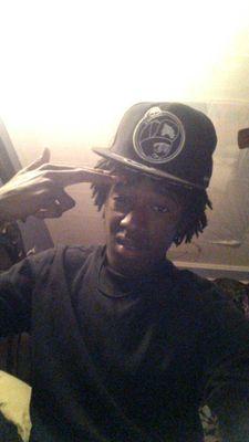 r.i.p slums #dumshit #ugang # sígueme en twitter ..equipo siga de nuevo