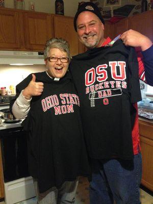 I am a child of GOD, Married to my very best friend, mom of 2 amazing girls, I love the ocean,hot weather and The Buckeyes !!!