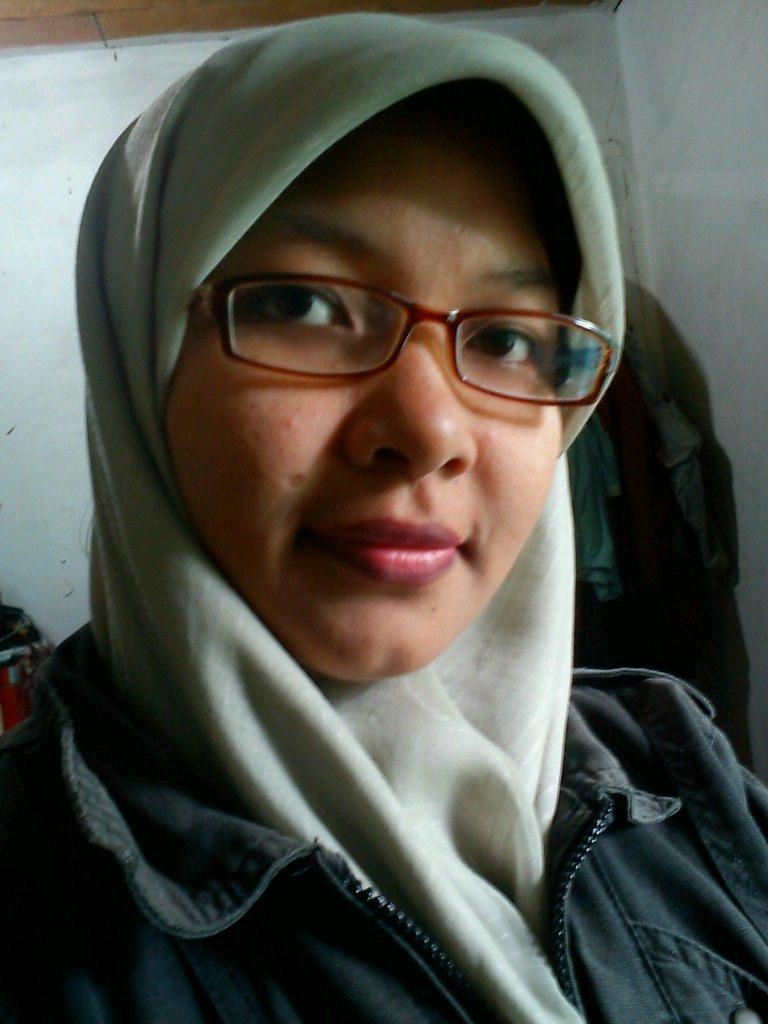 melvisovia's profile picture. Ibu yg berprofesi sbg konsultan Oriflame melalui d'BC Network, yg menjalankan bisnisnya dr rumah dg tdk meninggalkan anak2 dg WA/sms 087895814253 or add 51AF7C7