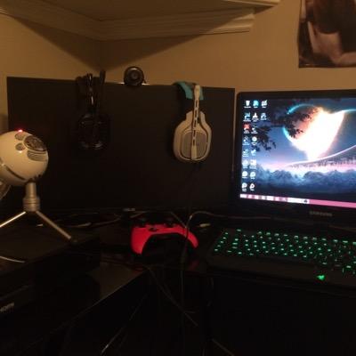 Competitive cod player and streamer